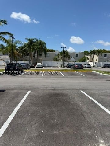 4590 SW 68th Ct Cir 8, Miami, FL 33155