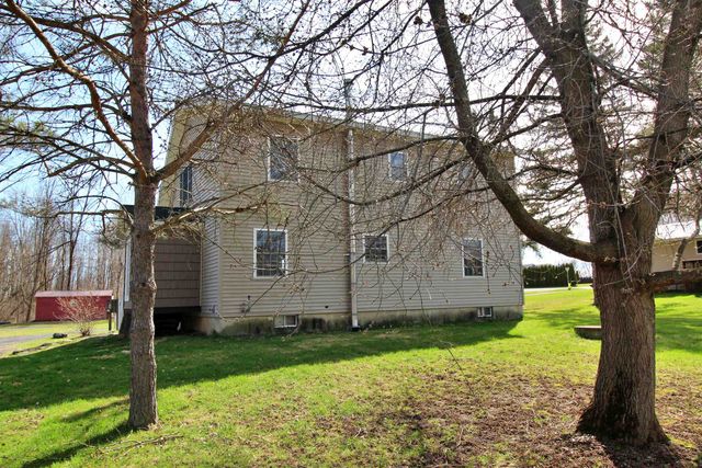 31 Ethan Lane, Alburgh, VT 05440