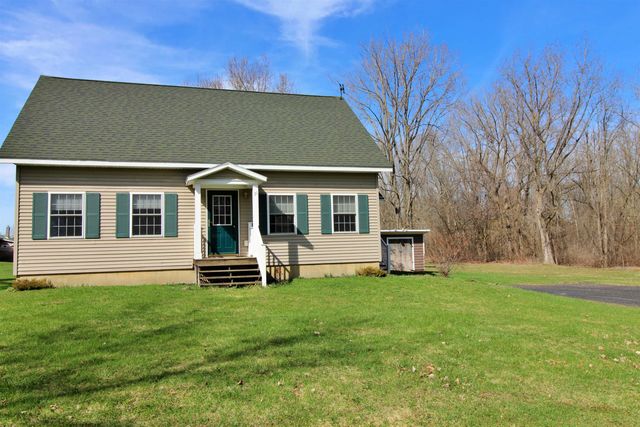 31 Ethan Lane, Alburgh, VT 05440