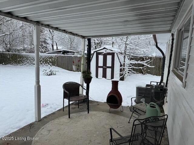 13609 Tennis Blvd, Louisville, KY 40272