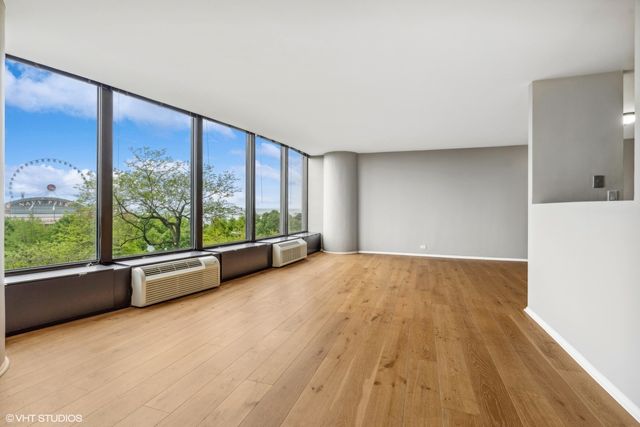 505 N Lake Shore Drive 405, Chicago, IL 60611