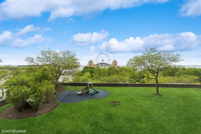 505 N Lake Shore Drive 405, Chicago, IL 60611