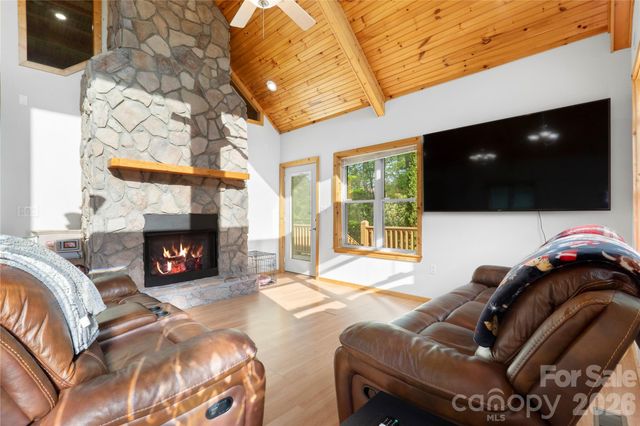 273 Rhododendron Road, Almond, NC 28702