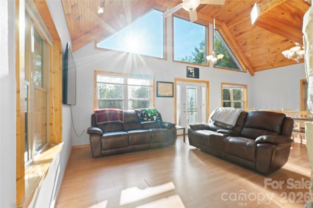 273 Rhododendron Road, Almond, NC 28702