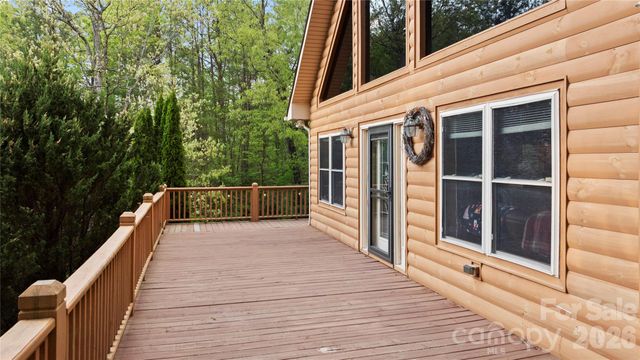 273 Rhododendron Road, Almond, NC 28702
