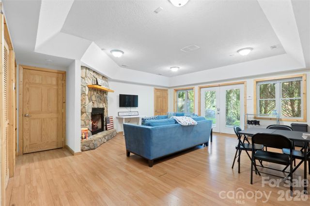 273 Rhododendron Road, Almond, NC 28702