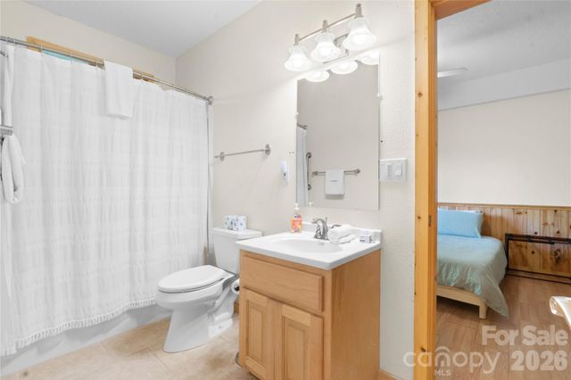 273 Rhododendron Road, Almond, NC 28702