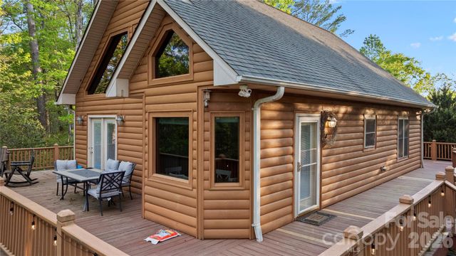 273 Rhododendron Road, Almond, NC 28702