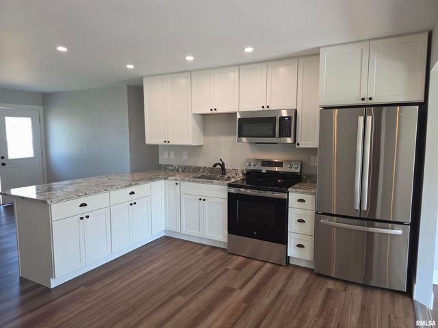 1031 GALBRAITH Drive, Clinton, IA 52732