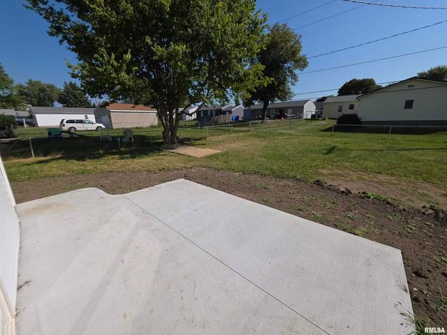 1031 GALBRAITH Drive, Clinton, IA 52732