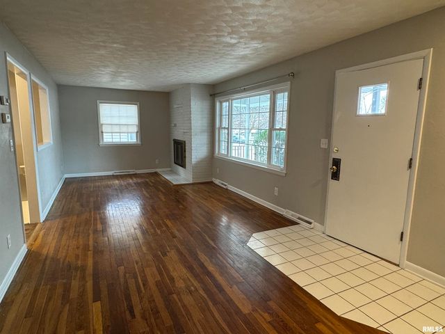 3319 MARQUETTE Street, Davenport, IA 52806