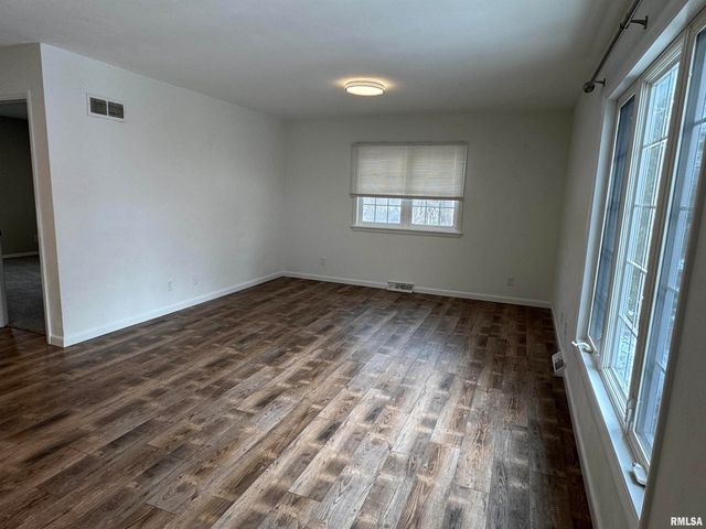 3319 MARQUETTE Street, Davenport, IA 52806