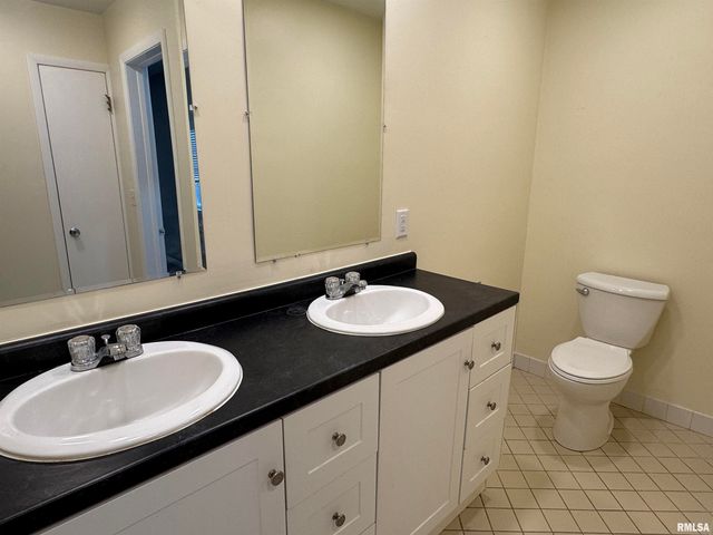 3319 MARQUETTE Street, Davenport, IA 52806