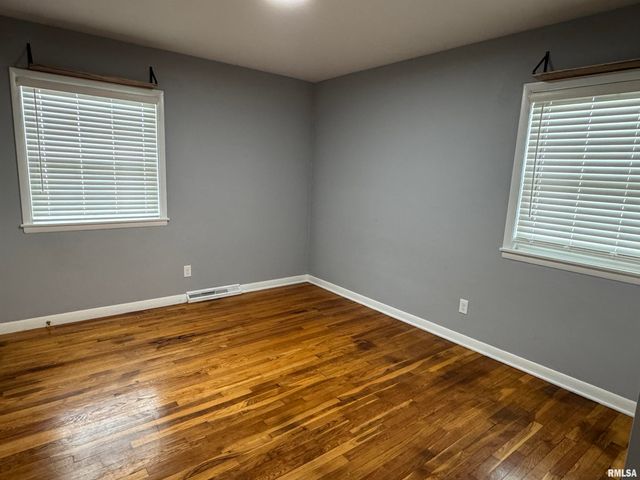 3319 MARQUETTE Street, Davenport, IA 52806