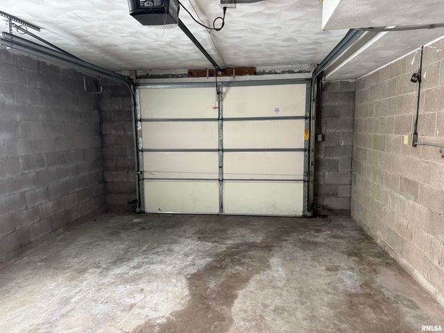 3319 MARQUETTE Street, Davenport, IA 52806