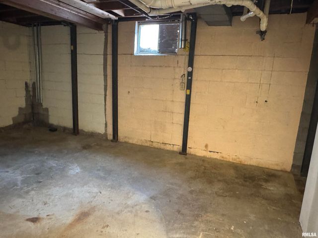 3319 MARQUETTE Street, Davenport, IA 52806