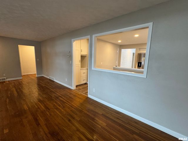 3319 MARQUETTE Street, Davenport, IA 52806