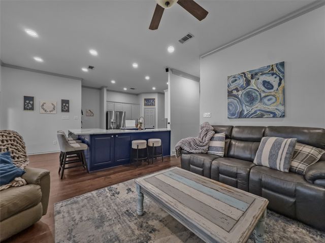 1305 Mallard Circle, Mansfield, TX 76063