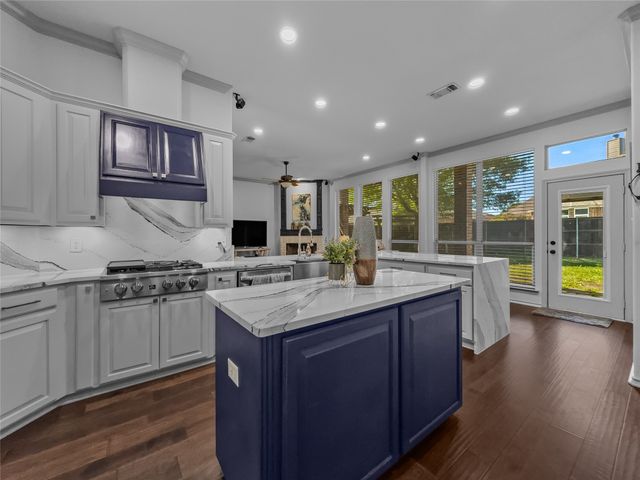 1305 Mallard Circle, Mansfield, TX 76063