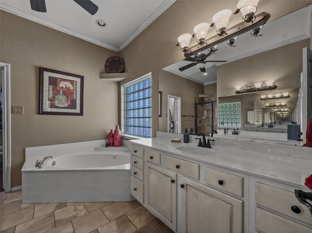 1305 Mallard Circle, Mansfield, TX 76063