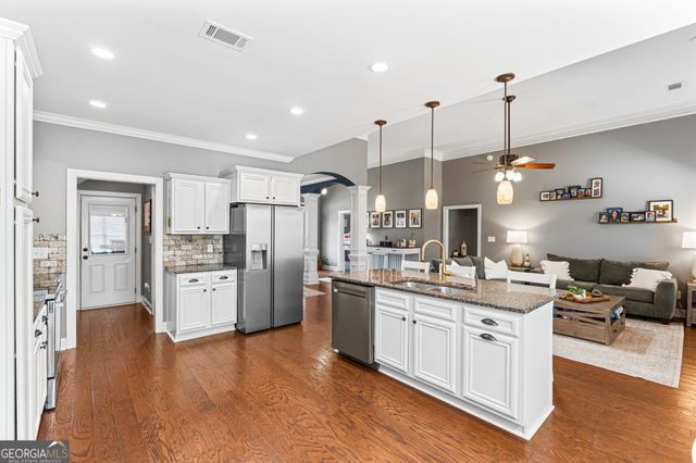 500 Rosewater Drive, Warner Robins, GA 31088