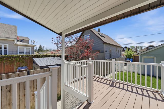 5853 W Newport Avenue, Chicago, IL 60634