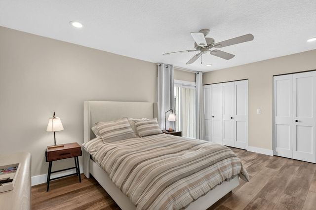 18449 SE WOOD HAVEN Lane E, Jupiter, FL 33469