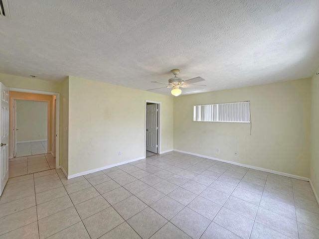 2130 SE Wild Meadow Circle, Port St. Lucie, Port St Lucie, FL 34952