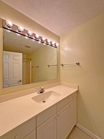 2130 SE Wild Meadow Circle, Port St. Lucie, Port St Lucie, FL 34952