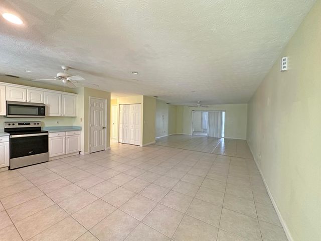 2130 SE Wild Meadow Circle, Port St. Lucie, Port St Lucie, FL 34952