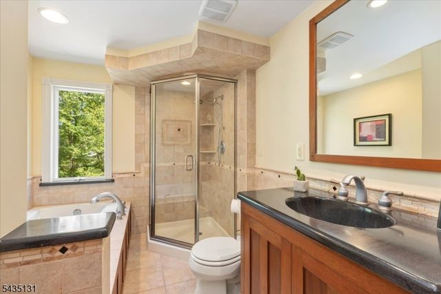 18 Stiles Road, Warren Twp., NJ 07059