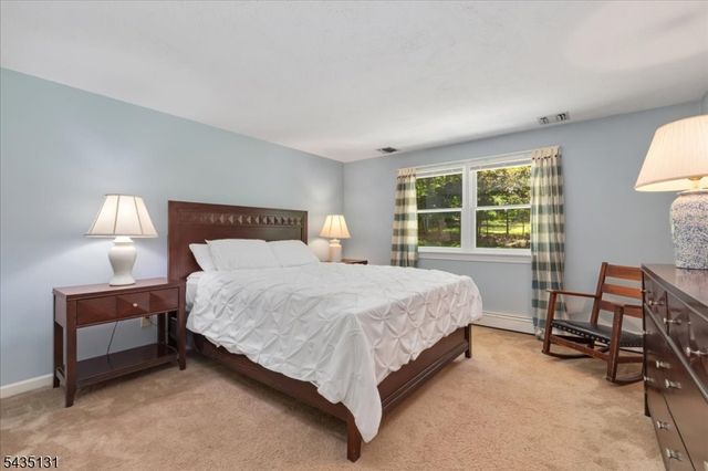 18 Stiles Road, Warren Twp., NJ 07059