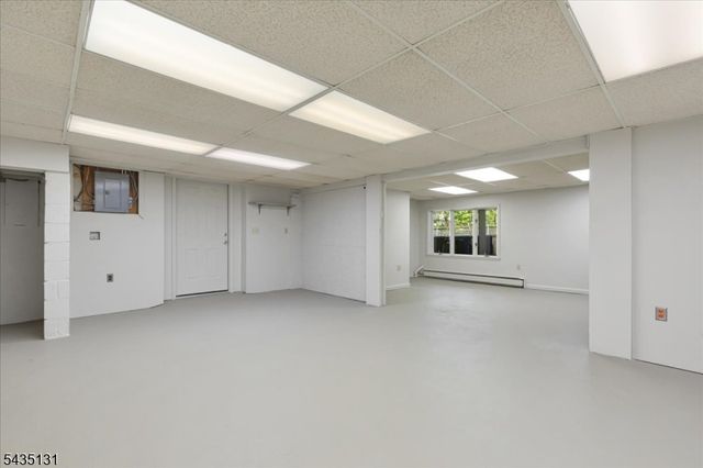 18 Stiles Road, Warren Twp., NJ 07059