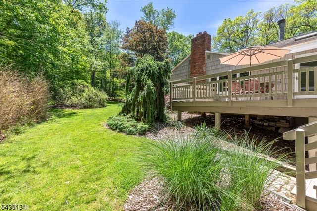 18 Stiles Road, Warren Twp., NJ 07059