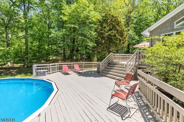 18 Stiles Road, Warren Twp., NJ 07059