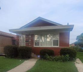 9117 S WALLACE Street, Chicago, IL 60620