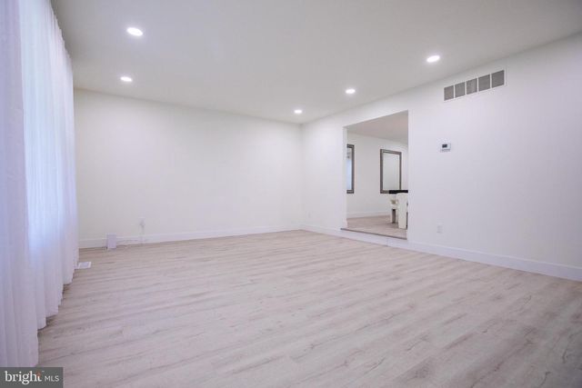 1028 CARDINAL LN, Cherry Hill, NJ 08003