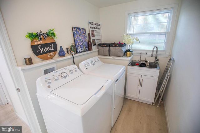 1028 CARDINAL LN, Cherry Hill, NJ 08003