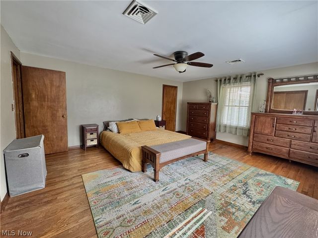 2315 Howland Wilson Road, Cortland, OH 44410