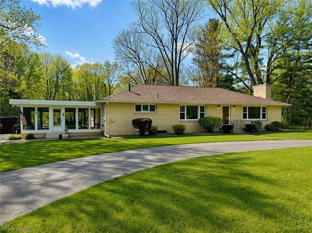 2315 Howland Wilson Road, Cortland, OH 44410