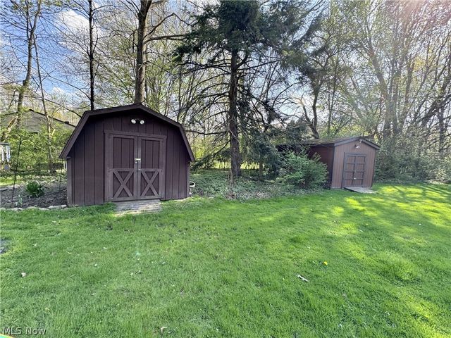 2315 Howland Wilson Road, Cortland, OH 44410