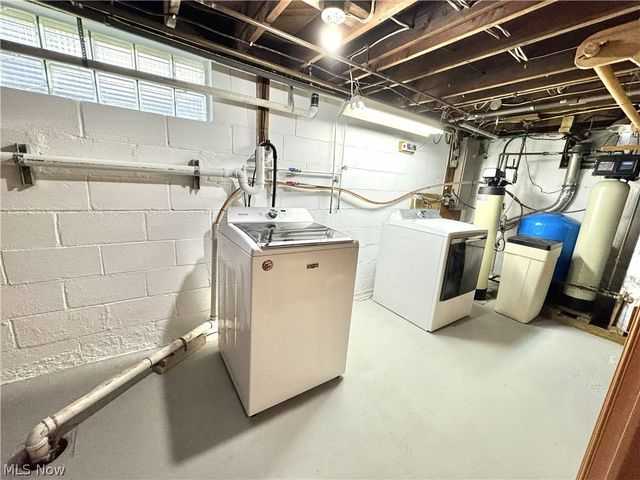 2315 Howland Wilson Road, Cortland, OH 44410