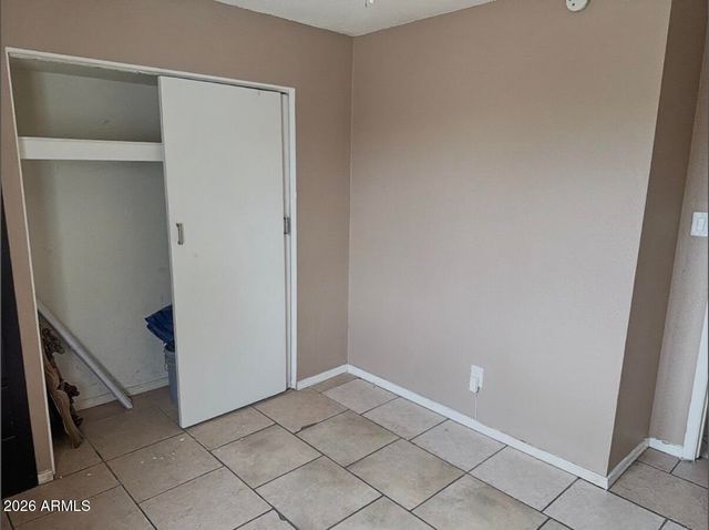 6818 W PIERSON Street, Phoenix, AZ 85033