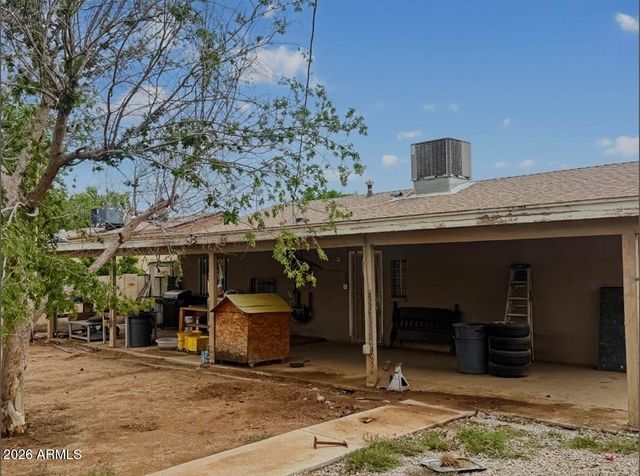 6818 W PIERSON Street, Phoenix, AZ 85033