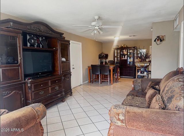 6818 W PIERSON Street, Phoenix, AZ 85033