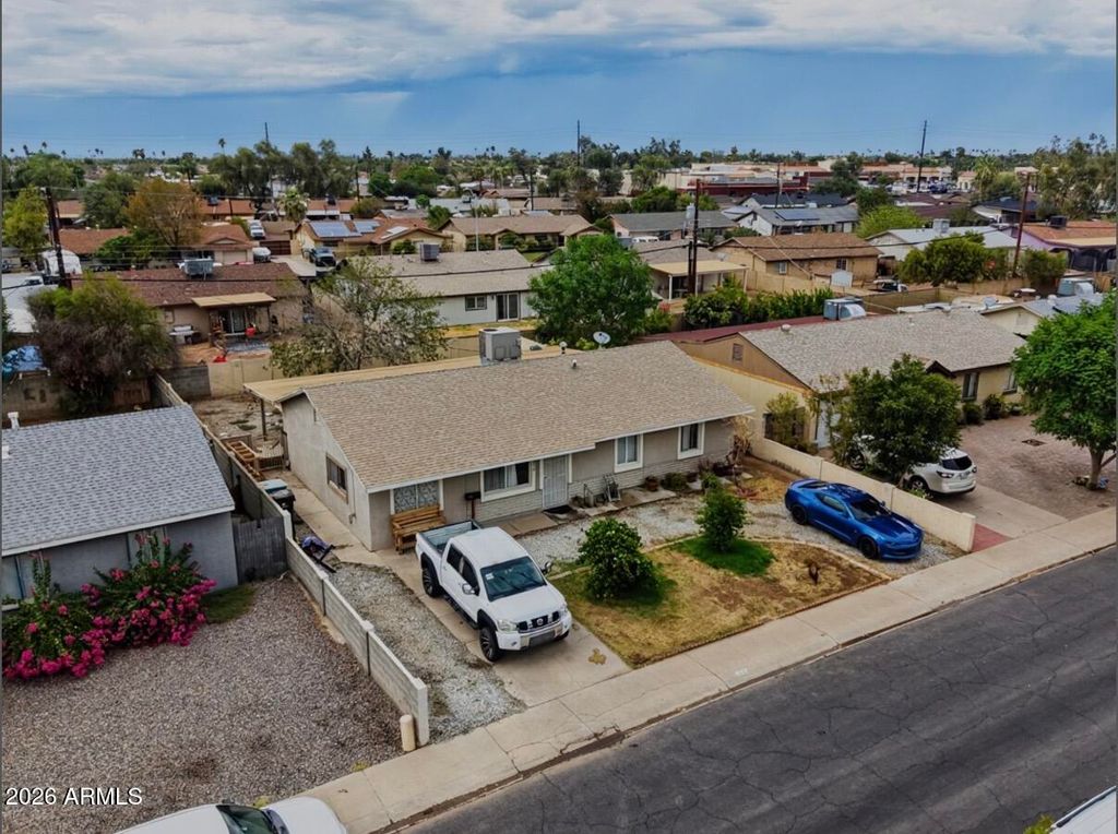 6818 W PIERSON Street, Phoenix, AZ 85033 — photo 4