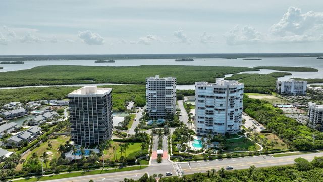 5049 N Hwy A1a 1905, Hutchinson Island, FL 34949