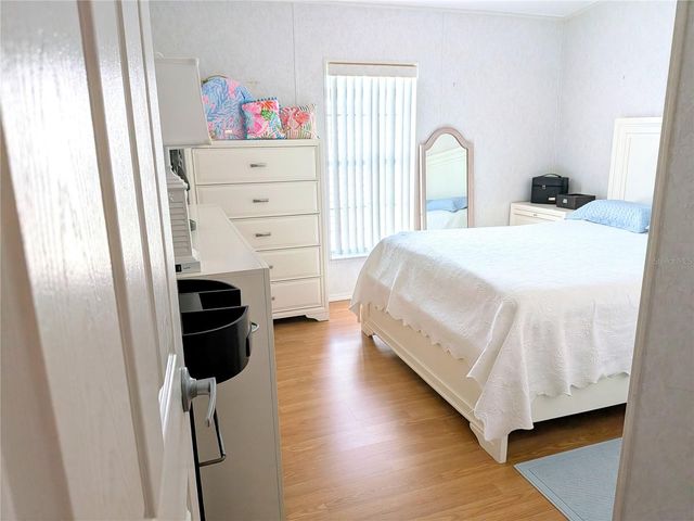 34709 LAKE DRIVE N, Pinellas Park, FL 33781