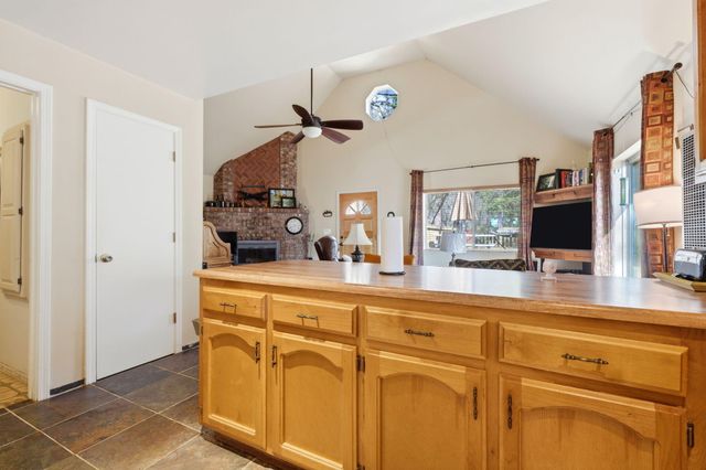 1900 Flynn Drive, Springville, CA 93265