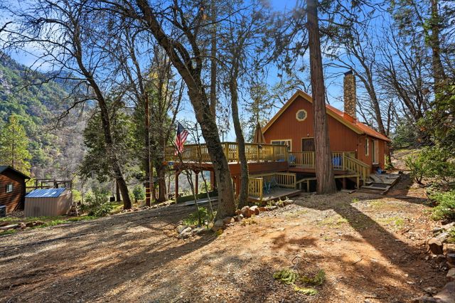 1900 Flynn Drive, Springville, CA 93265